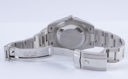 Open Clasp Shot of Datejust 41