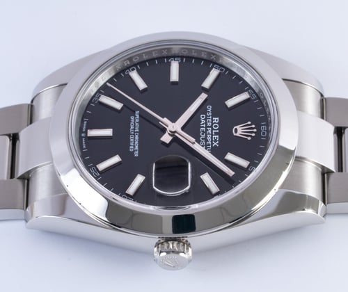 Crown Side Shot of Datejust 41