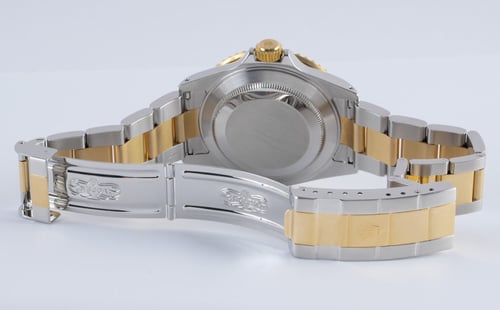Open Clasp Shot of Submariner Date