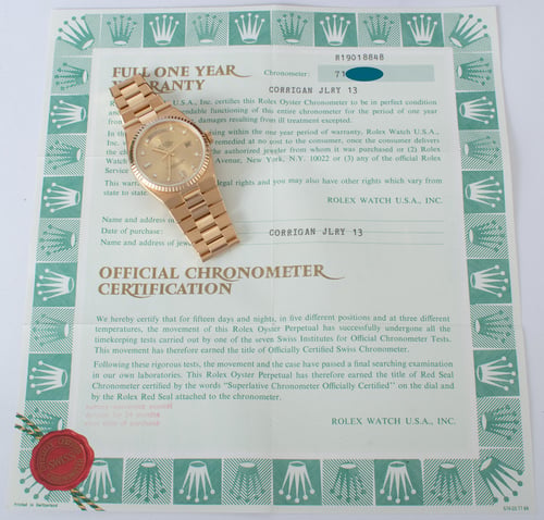 Paper shot of Oysterquartz Day-Date
