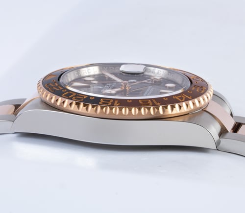 9' Side Shot of GMT-Master II 'Root Beer'