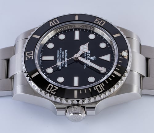Crown Side Shot of Submariner 41