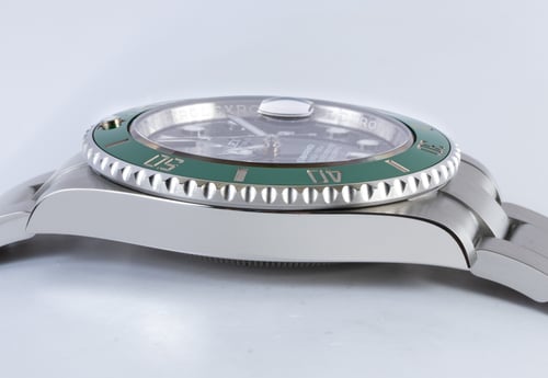 9' Side Shot of Submariner Date 41 'Starbucks'