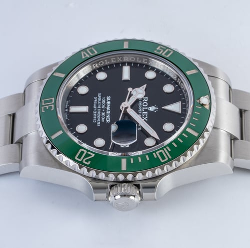 Crown Side Shot of Submariner Date 41 'Starbucks'