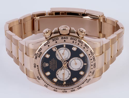 Front View of Daytona Cosmograph