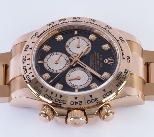 Crown Side Shot of Daytona Cosmograph
