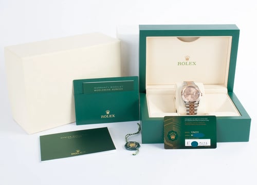 Box / Paper shot of Datejust 36