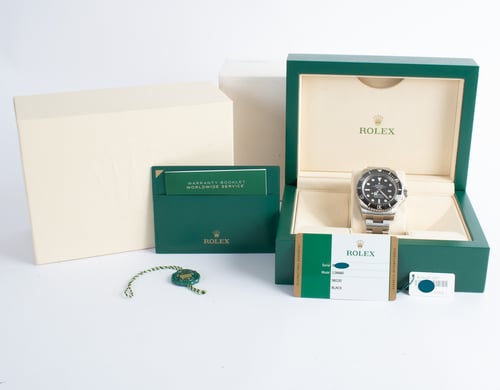 Box / Paper shot of Sea-Dweller Deepsea