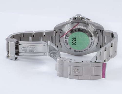 Open Clasp Shot of Sea-Dweller 4000