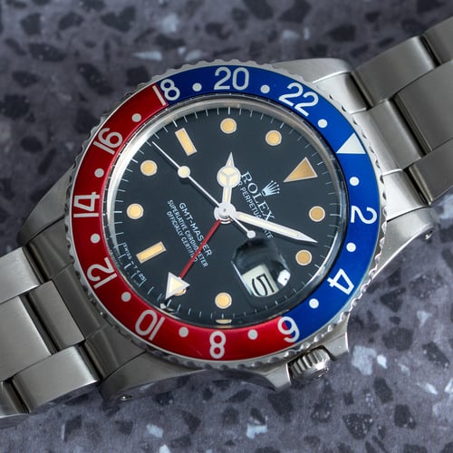 Stylied photo of  of GMT-Master