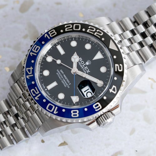 Stylied photo of  of GMT-Master II 'Batgirl'