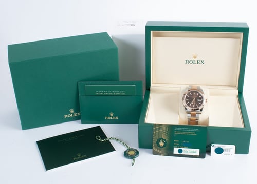 Box / Paper shot of Datejust 41