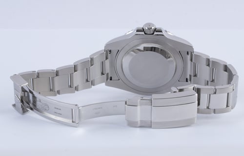 Open Clasp Shot of GMT-Master II 'Green Arrow'