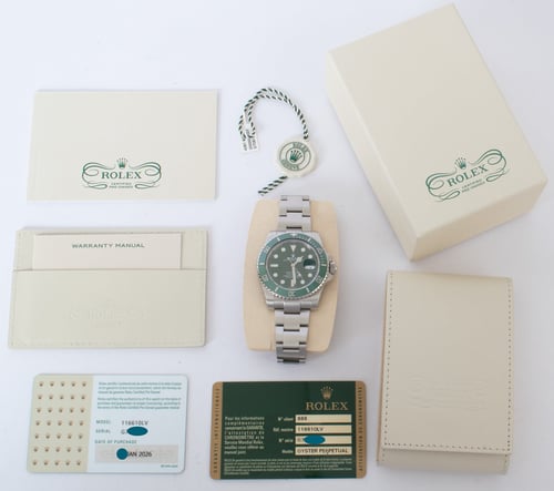 Box / Paper shot of Submariner Date 'Hulk'