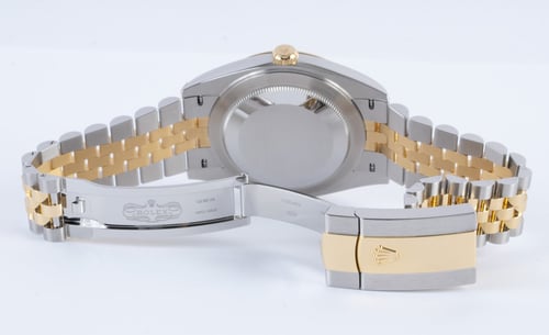 Open Clasp Shot of Datejust 41