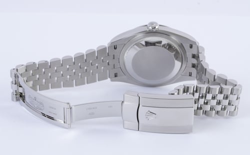 Open Clasp Shot of Datejust 36