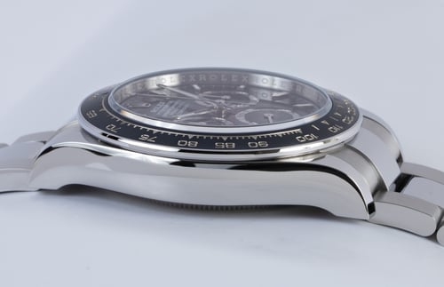9' Side Shot of Daytona Cosmograph
