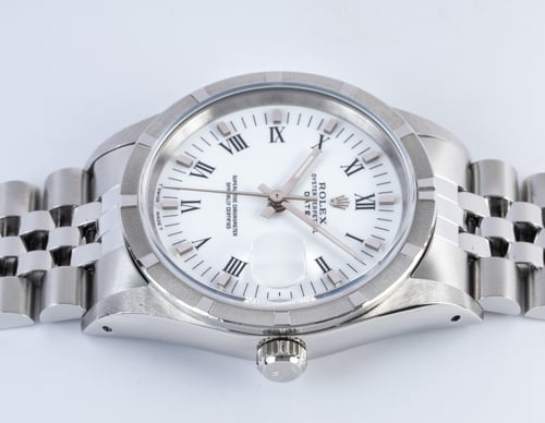 Crown Side Shot of Date