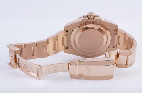 Open Clasp Shot of GMT-Master II 'Root Beer'