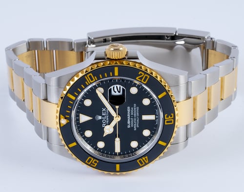 Front View of Submariner Date 41