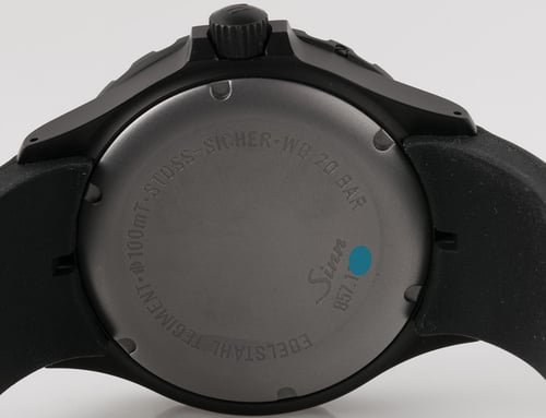 Caseback of 857 S UTC