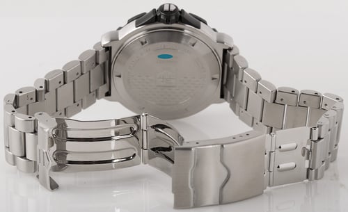 Open Clasp Shot of Formula 1 Grande Date