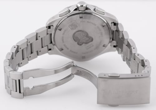 Open Clasp Shot of Aquaracer Chronograph