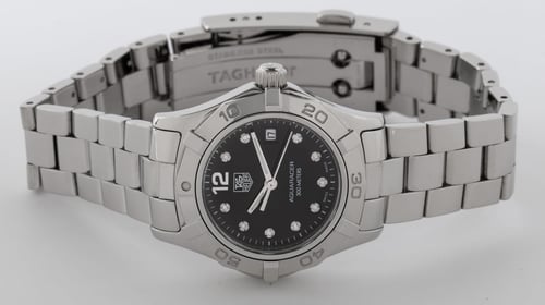 Front View of Ladies Aquaracer