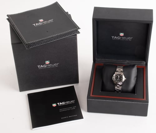 Box / Paper shot of Ladies Aquaracer