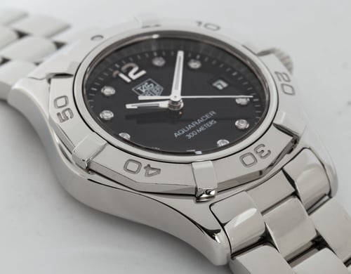 9' Side Shot of Ladies Aquaracer