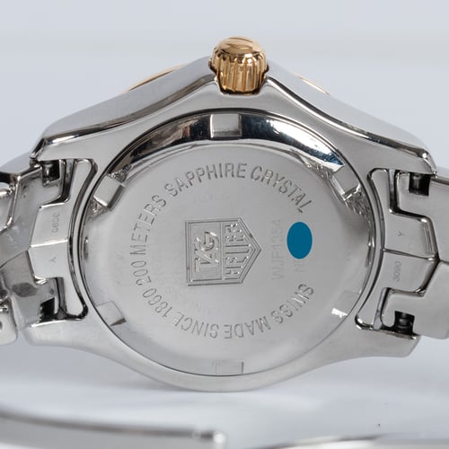 Caseback of Ladies Link
