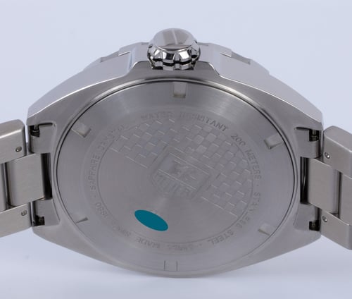 Caseback of Formula 1 GMT