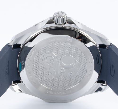 Caseback of Aquaracer Professional 300