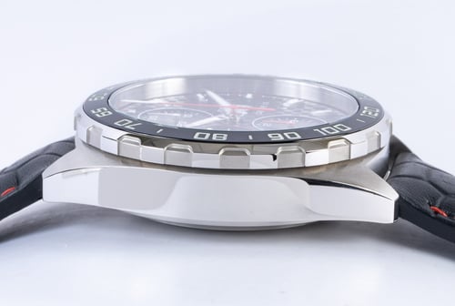 9' Side Shot of Formula 1 Chronograph x Mario Kart LE