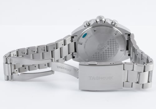 Open Clasp Shot of Formula 1 Chronograph