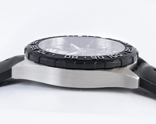 9' Side Shot of F1 Quartz Chronograph