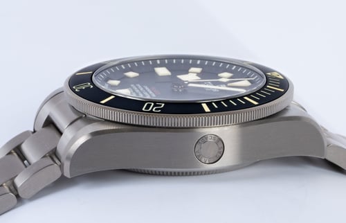 9' Side Shot of Pelagos LHD