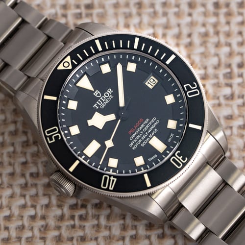 Stylied photo of  of Pelagos LHD