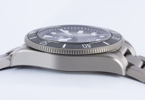 9' Side Shot of Pelagos 39