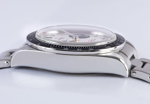 9' Side Shot of Black Bay Chronograph