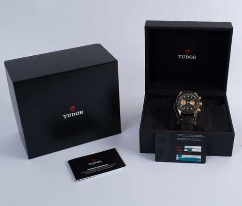 Box / Paper shot of Heritage Black Bay Chronograph S&G