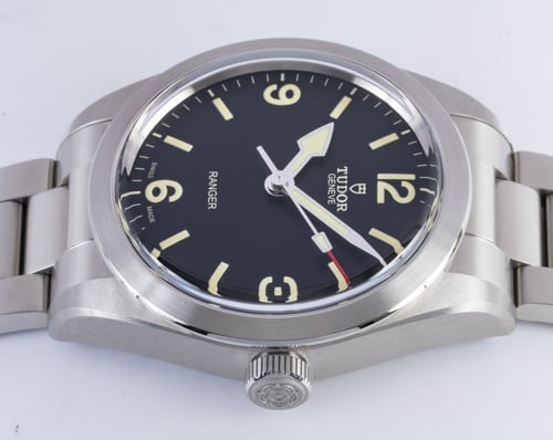 Crown Side Shot of Ranger 39MM