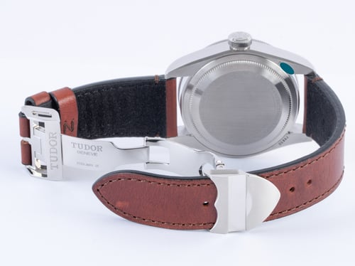 Open Clasp Shot of Black Bay GMT 'Pepsi'
