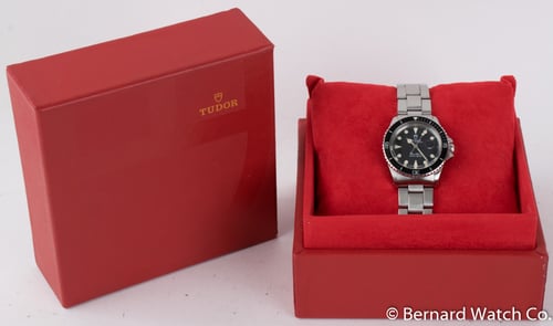 Box / Paper shot of Mini-Submariner
