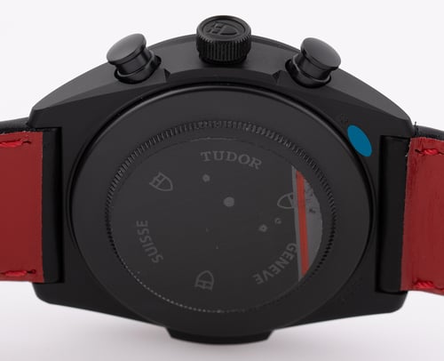 Caseback of Black Shield Fastrider