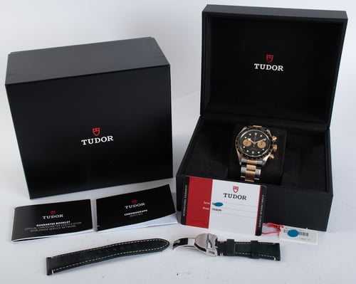 Box / Paper shot of Heritage Black Bay Chronograph S&G