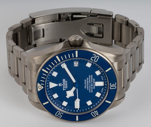 Front View of Pelagos Chronometer