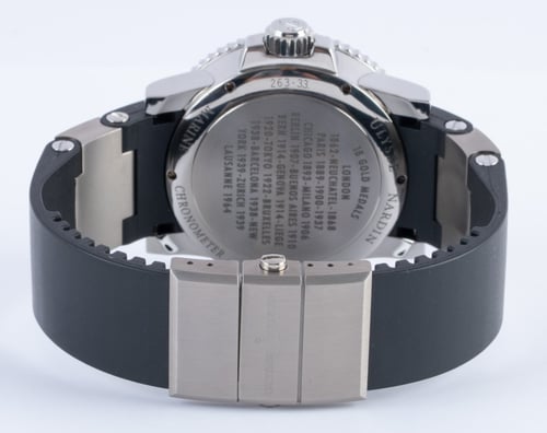 Rear / Band View of Maxi Marine Diver Chronometer