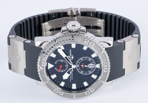 Front View of Maxi Marine Diver Chronometer