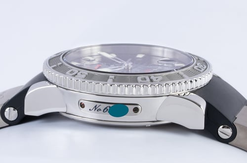 9' Side Shot of Maxi Marine Diver Chronometer